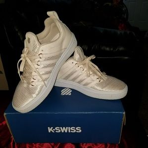 K- swiss